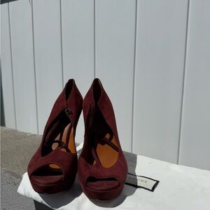Gucci Women's Burgundy Peep-Toe Heels